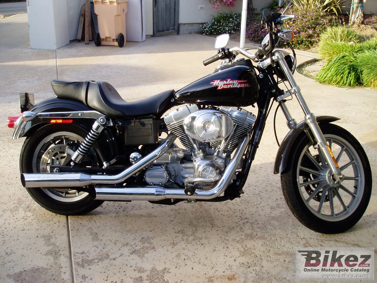 2002 store super glide